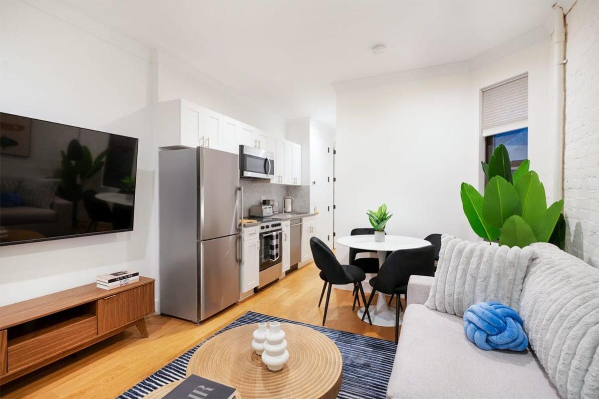 1290-7 New Renovated 2 Bedrooms In Ues Apartamento